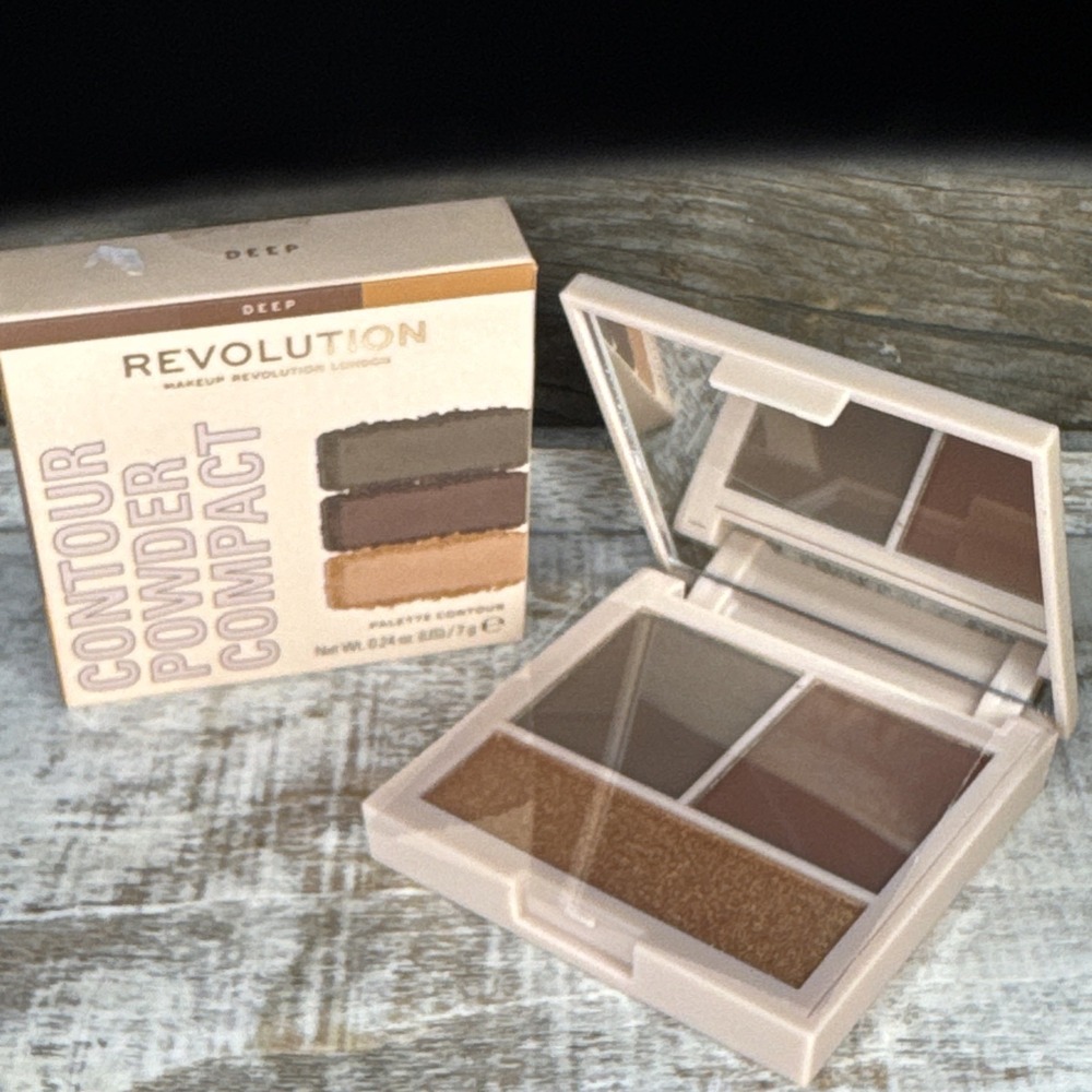 Revolution London Face Powder Contour Palette Sealed Compact Deep | MSRP = $10‎